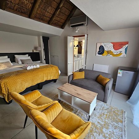Bettie'S Luxury Lodge Кроунстад Екстериор снимка
